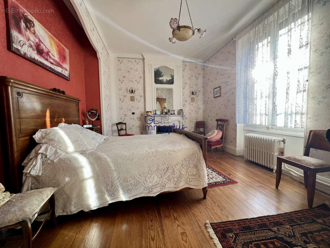 Maison à ROMANS-SUR-ISERE