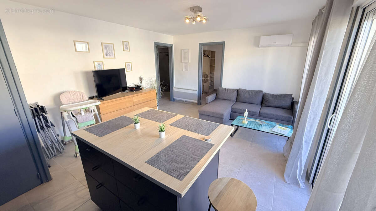 Appartement à CANDILLARGUES