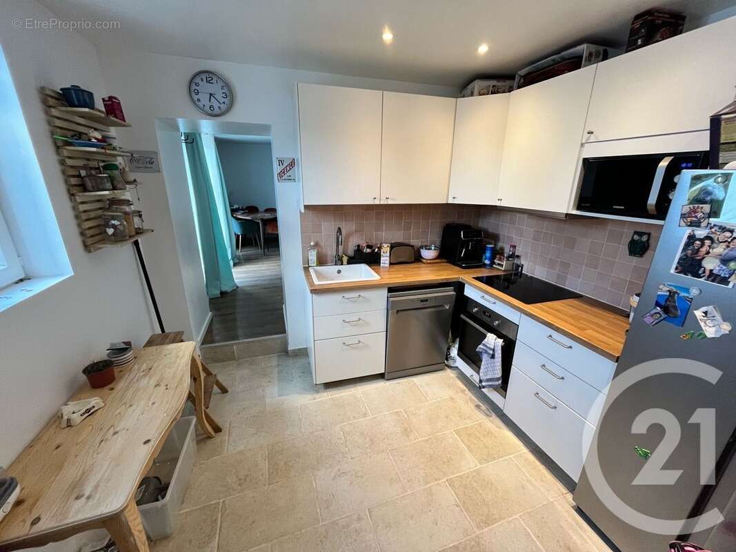 Maison à CHATEAUNEUF-VAL-DE-BARGIS