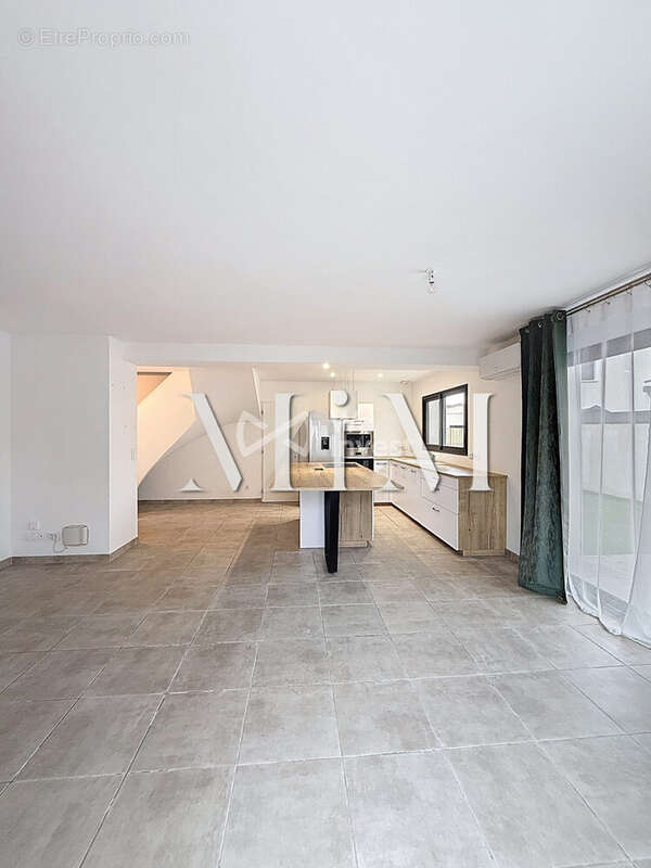 Maison à VENDARGUES