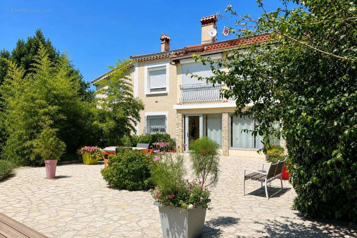 Maison à SAVASSE