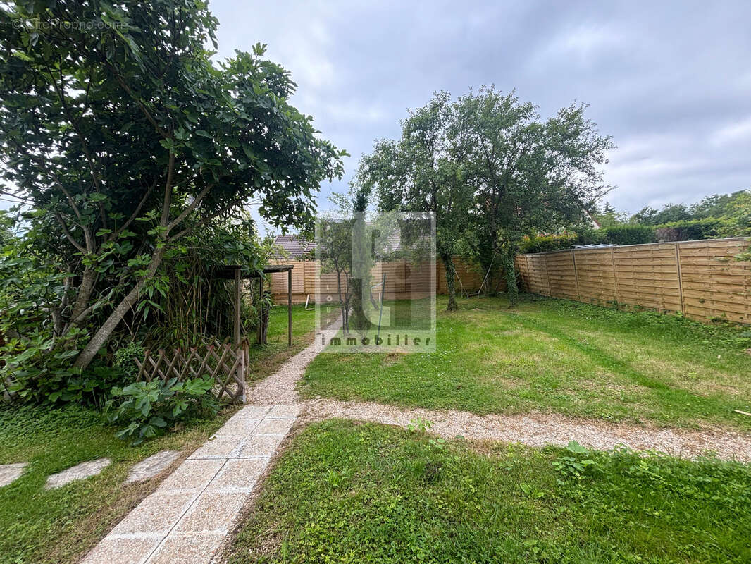 Maison à MORET-SUR-LOING