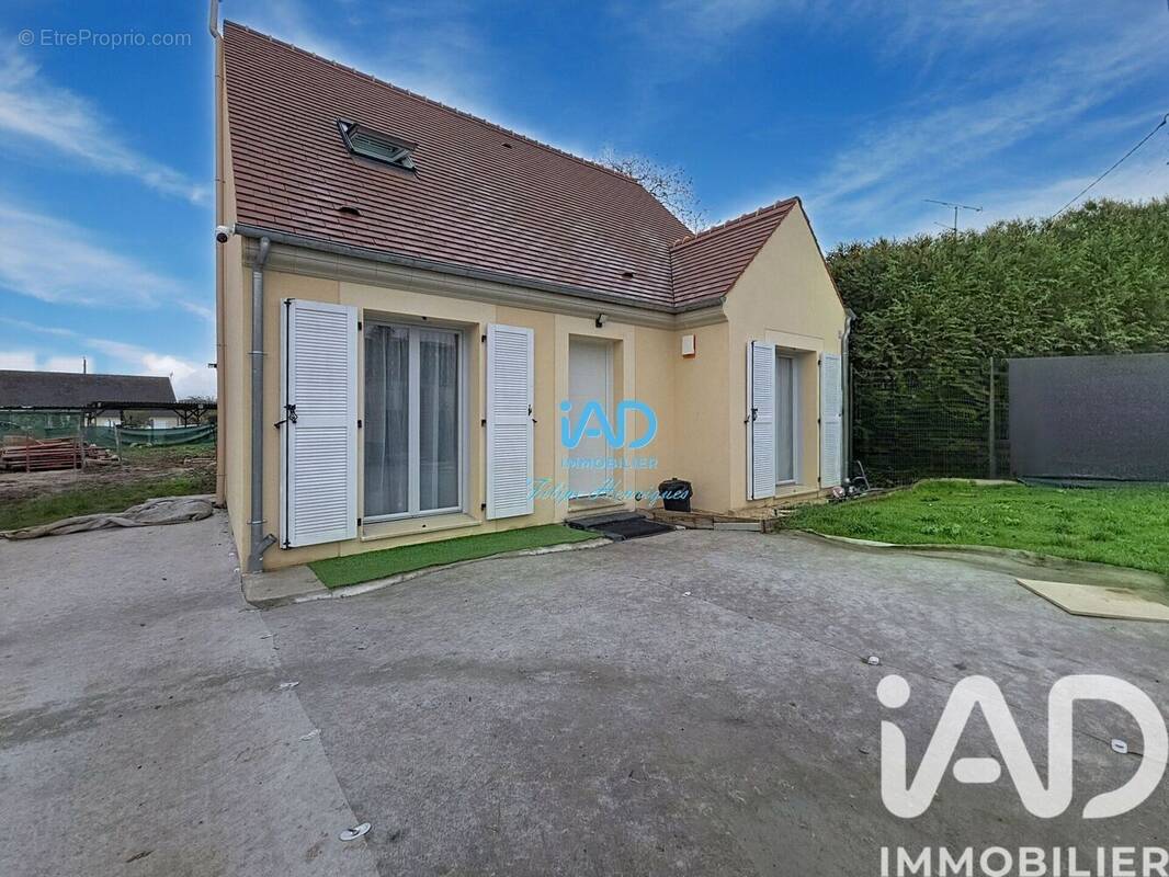 Photo 1 - Maison à JOUY-LE-CHATEL