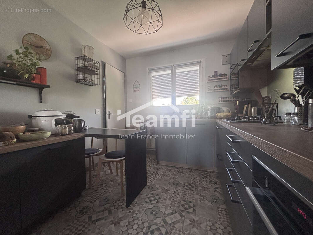 Appartement 80 m² à Orleans  - photo 2