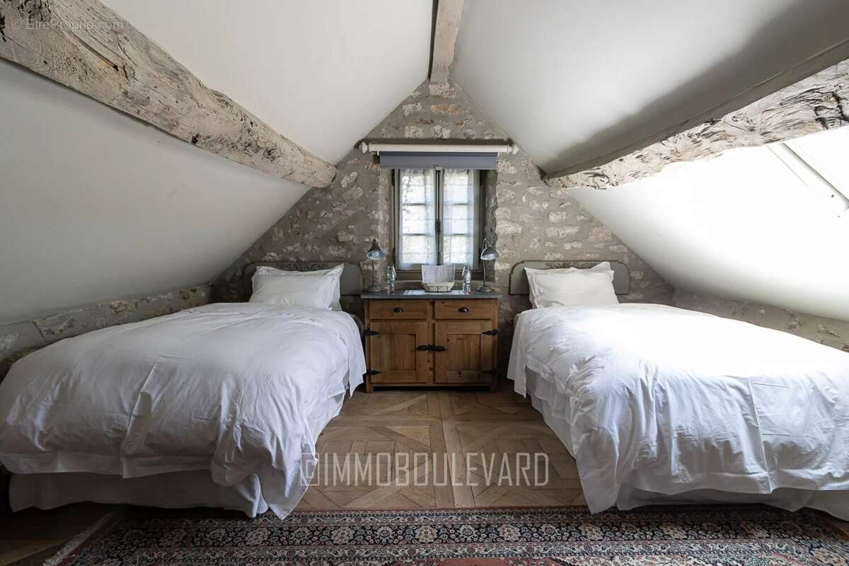 À vendre, Maison de charme à Boussac (23) vue château - photo 22