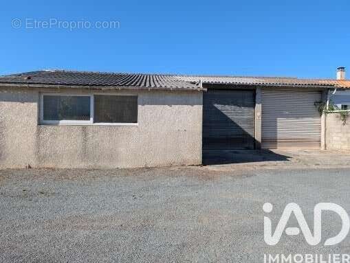 Photo 9 - Parking à SAINT-NAZAIRE-SUR-CHARENTE