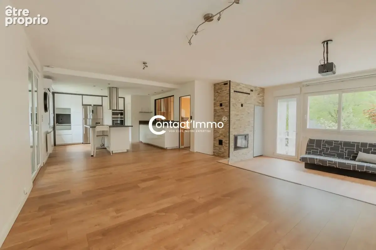 Maison 6 pièces 180 m² à vendre à Aydat (63970) - photo 5