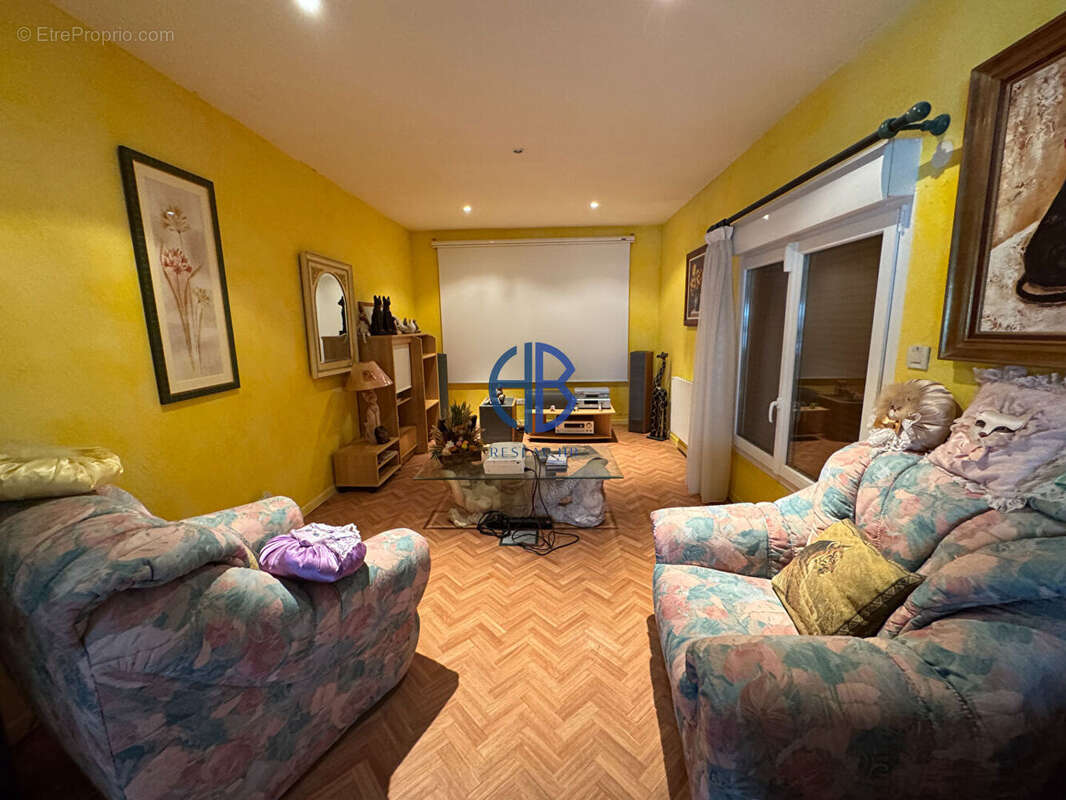 Maison à CHATEAU-GAILLARD