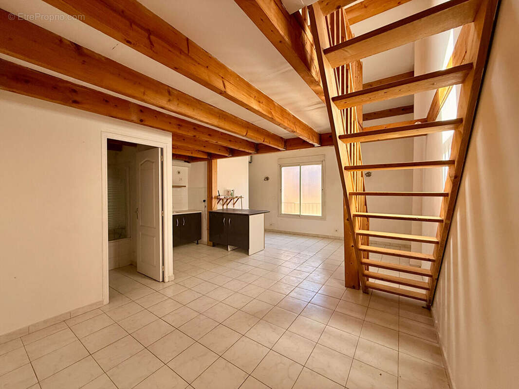 Appartement à SAINT-MAXIMIN-LA-SAINTE-BAUME