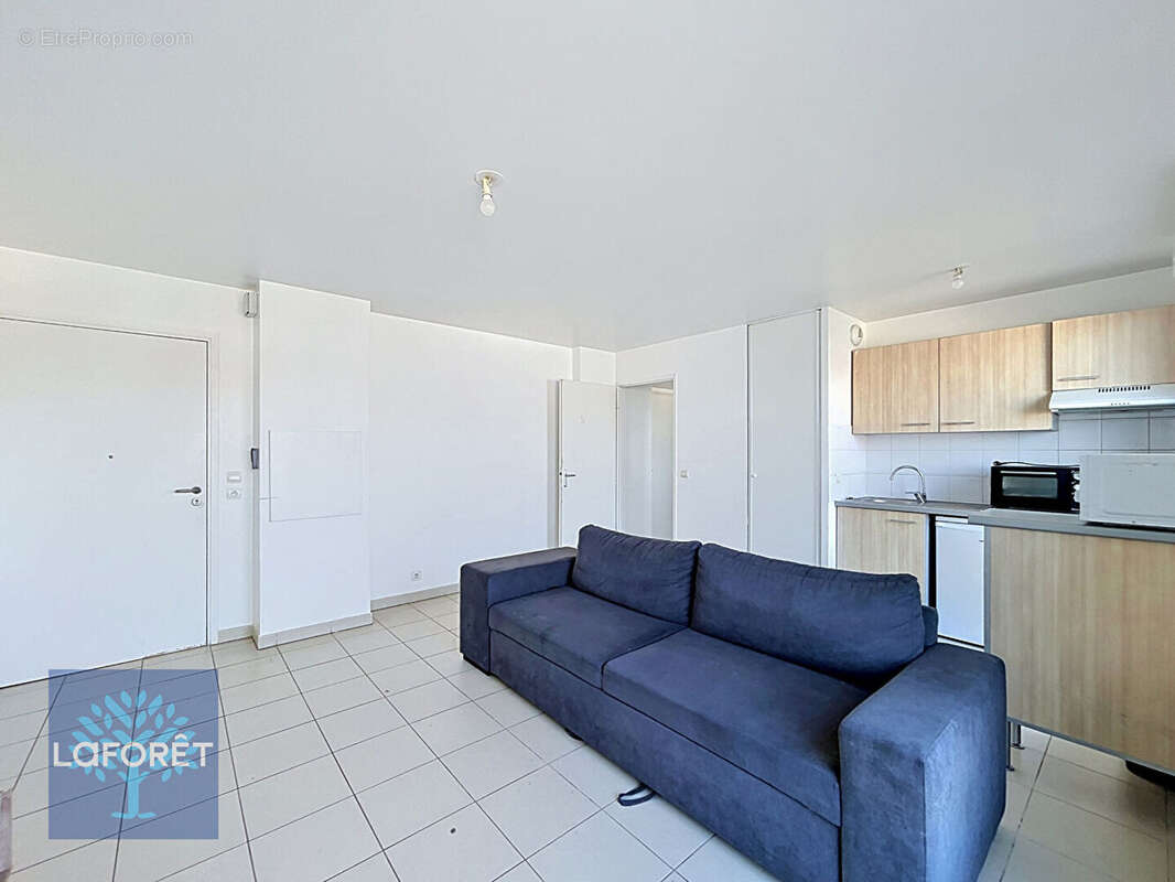 Appartement à CORBEIL-ESSONNES