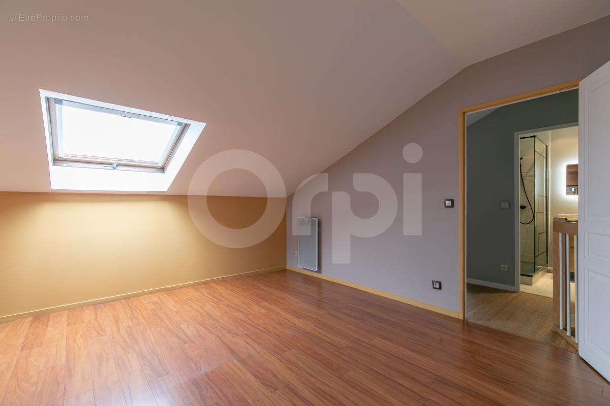 Appartement à BOISSY-SAINT-LEGER