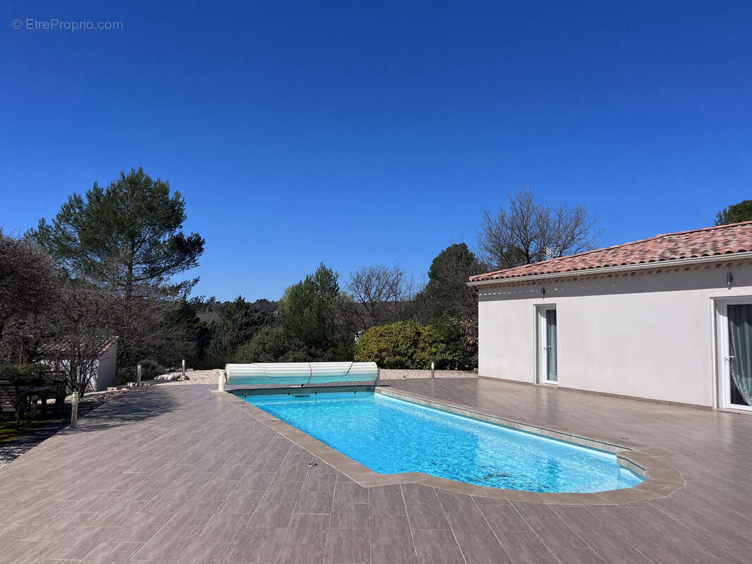 Maison à SAINT-MAXIMIN-LA-SAINTE-BAUME