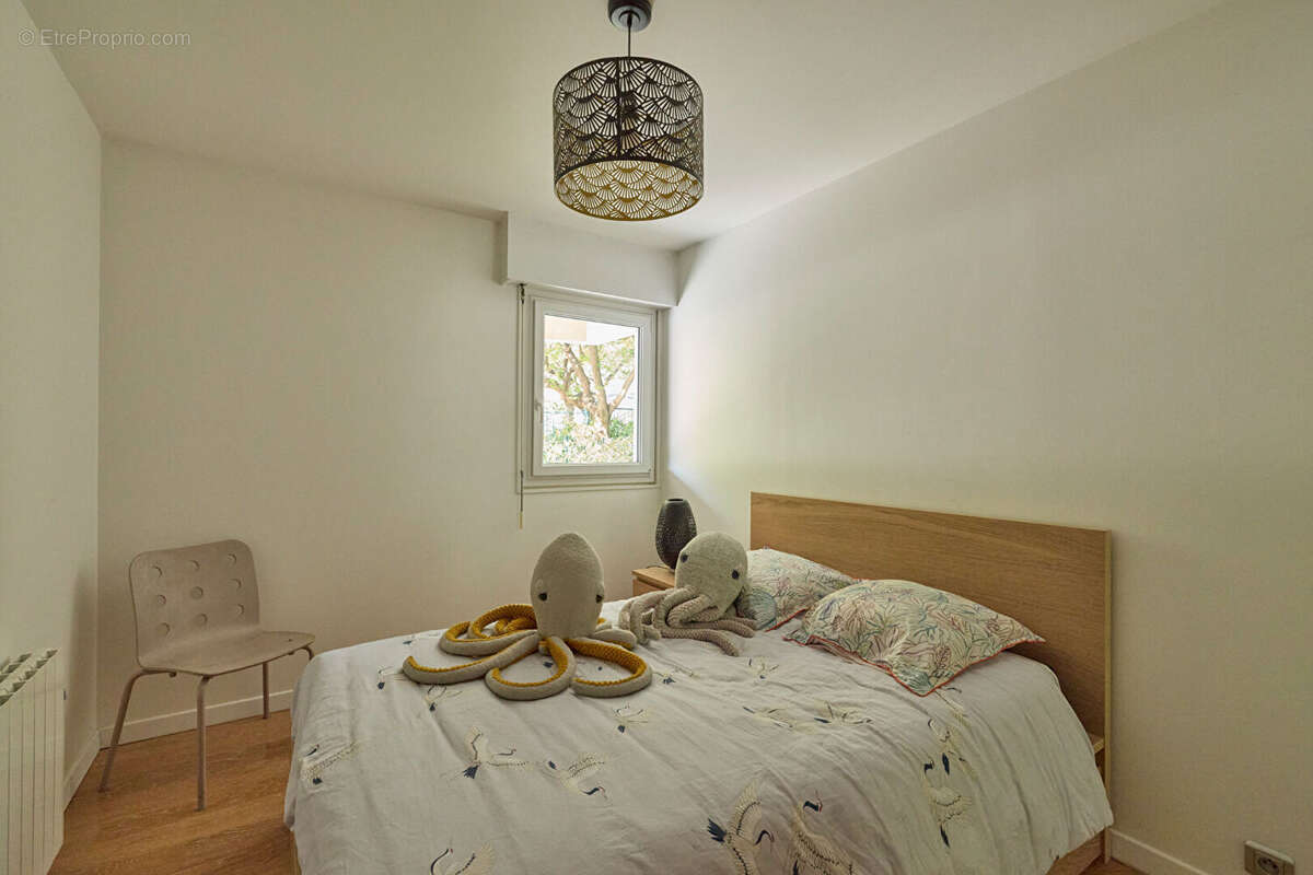 Appartement à PARIS-20E