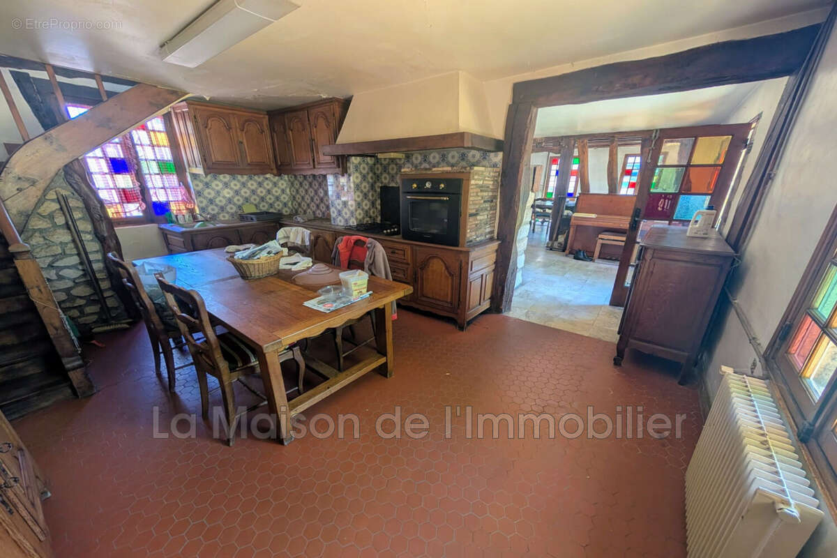 Maison à CAUDEBEC-LES-ELBEUF