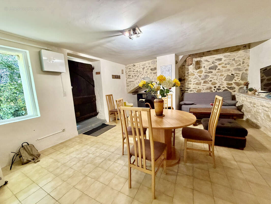 Maison à VAISON-LA-ROMAINE