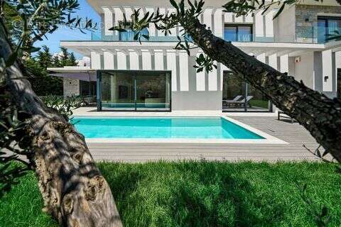 Maison à MOUGINS