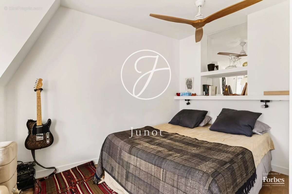 Paris 9e - AVENUE TRUDAINE - Studio - 23,20m² Carrez - Dernier étage - photo 11