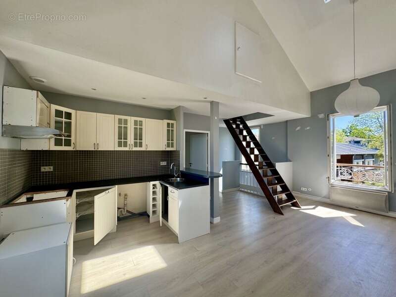 Appartement à LE RAINCY