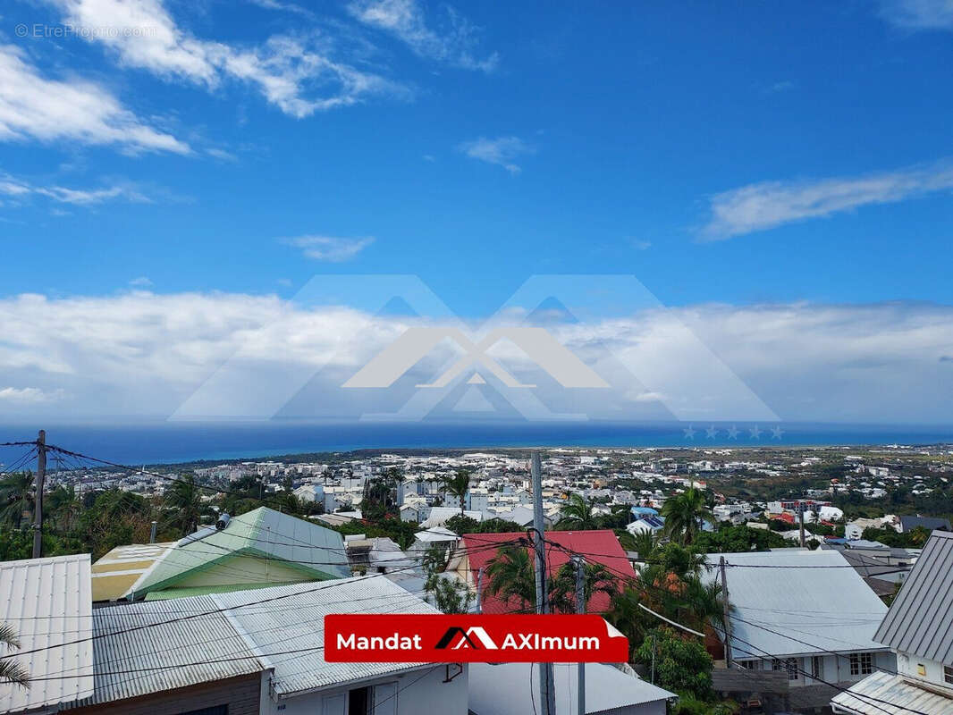 Maison à SAINT-DENIS