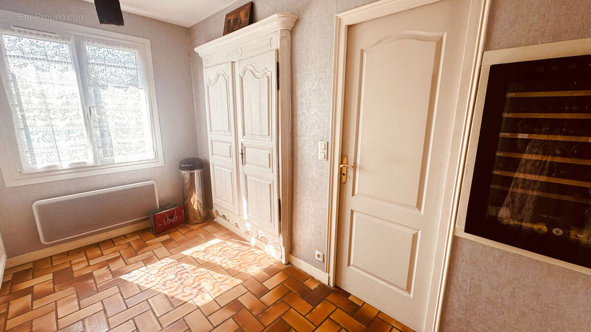 Maison à AVALLON