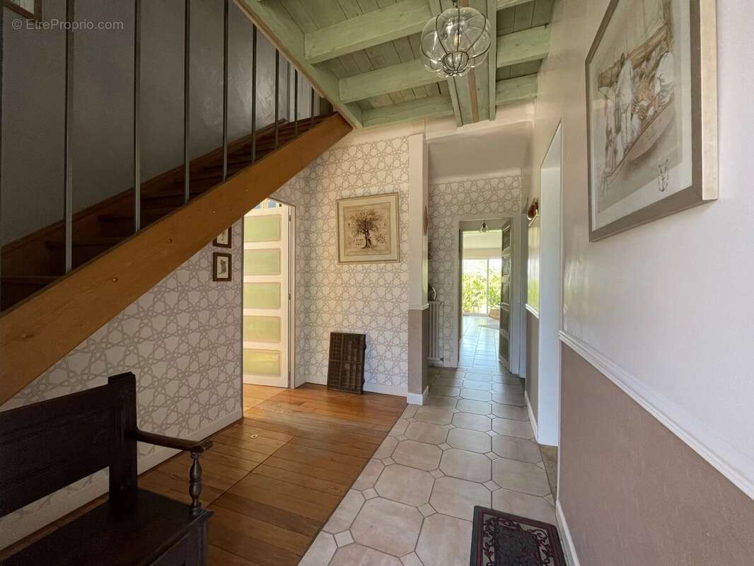 Maison à SAINT-SEBASTIEN-SUR-LOIRE