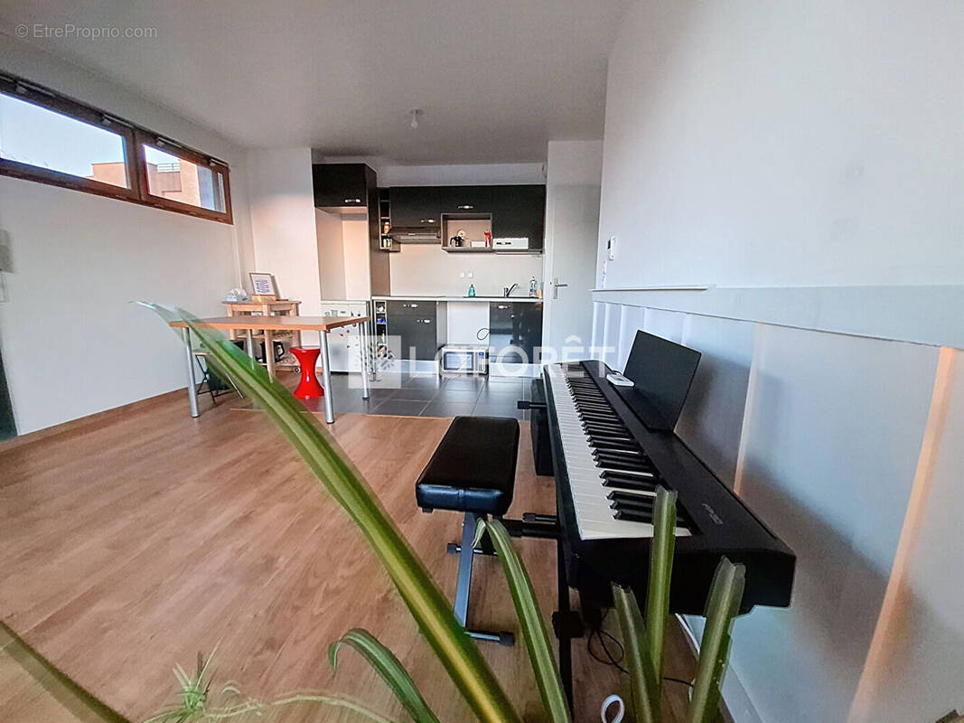 Appartement à BUSSY-SAINT-GEORGES