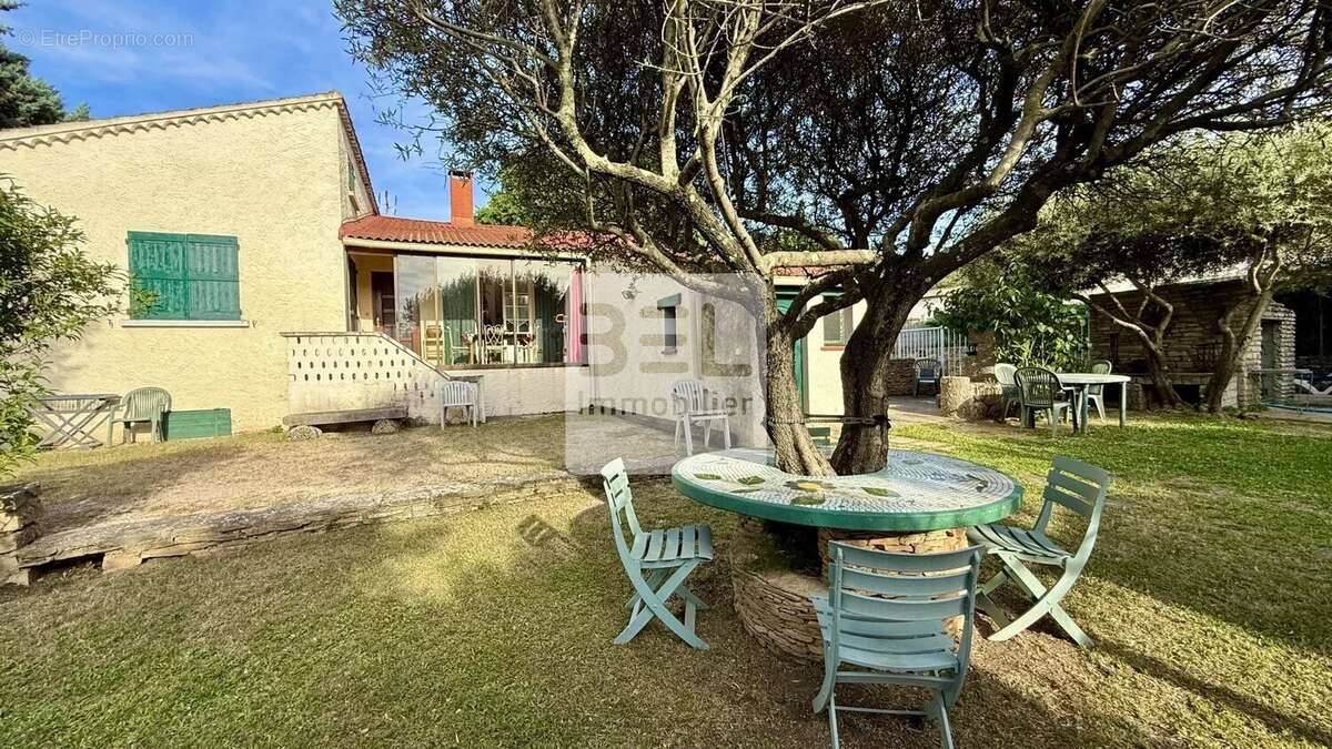 Maison à BAGNOLS-SUR-CEZE