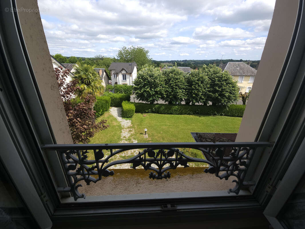 Maison à SAINT-GERMAIN-LES-BELLES