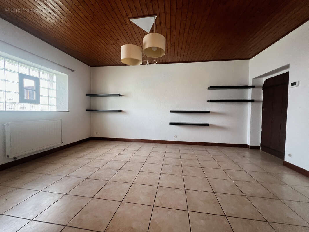 Maison à ANTHY-SUR-LEMAN