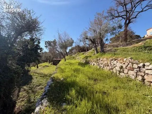 Terrain à ROQUEFORT-LES-PINS