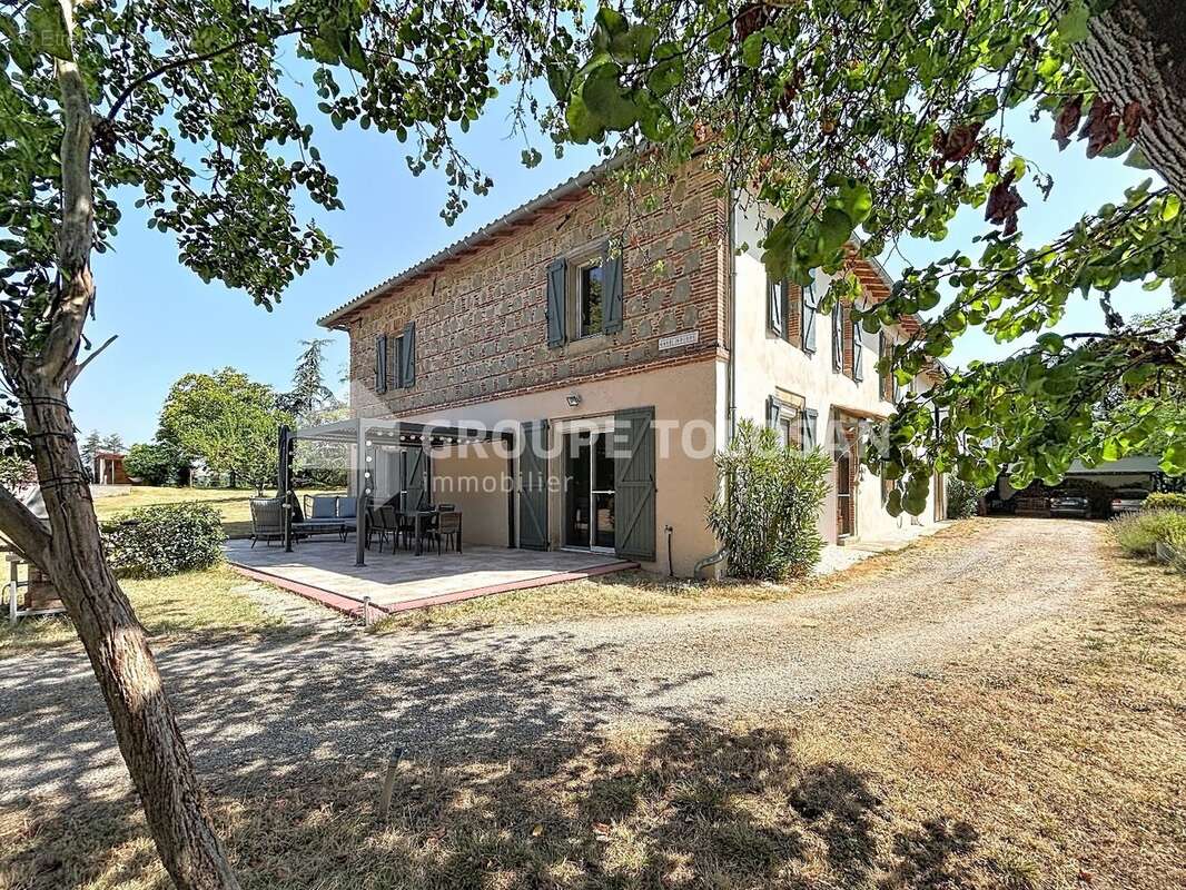 Maison 255 m² à Lavaur  - photo 2