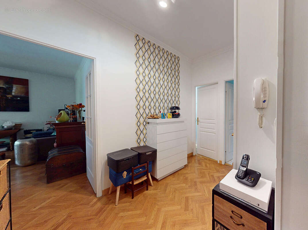 Appartement à SAINT-CYR-L'ECOLE