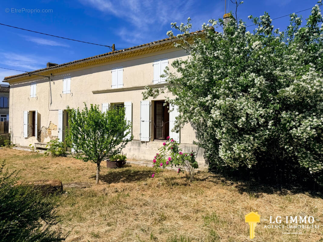 Maison à GIVREZAC