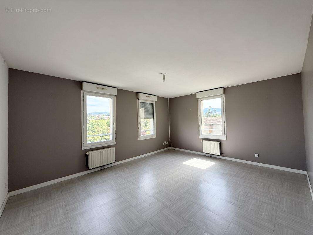 Appartement à LA GRAND-CROIX