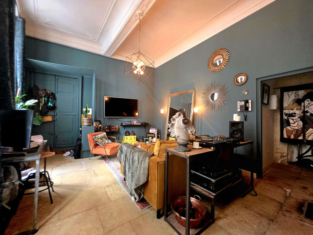 Appartement à NIMES