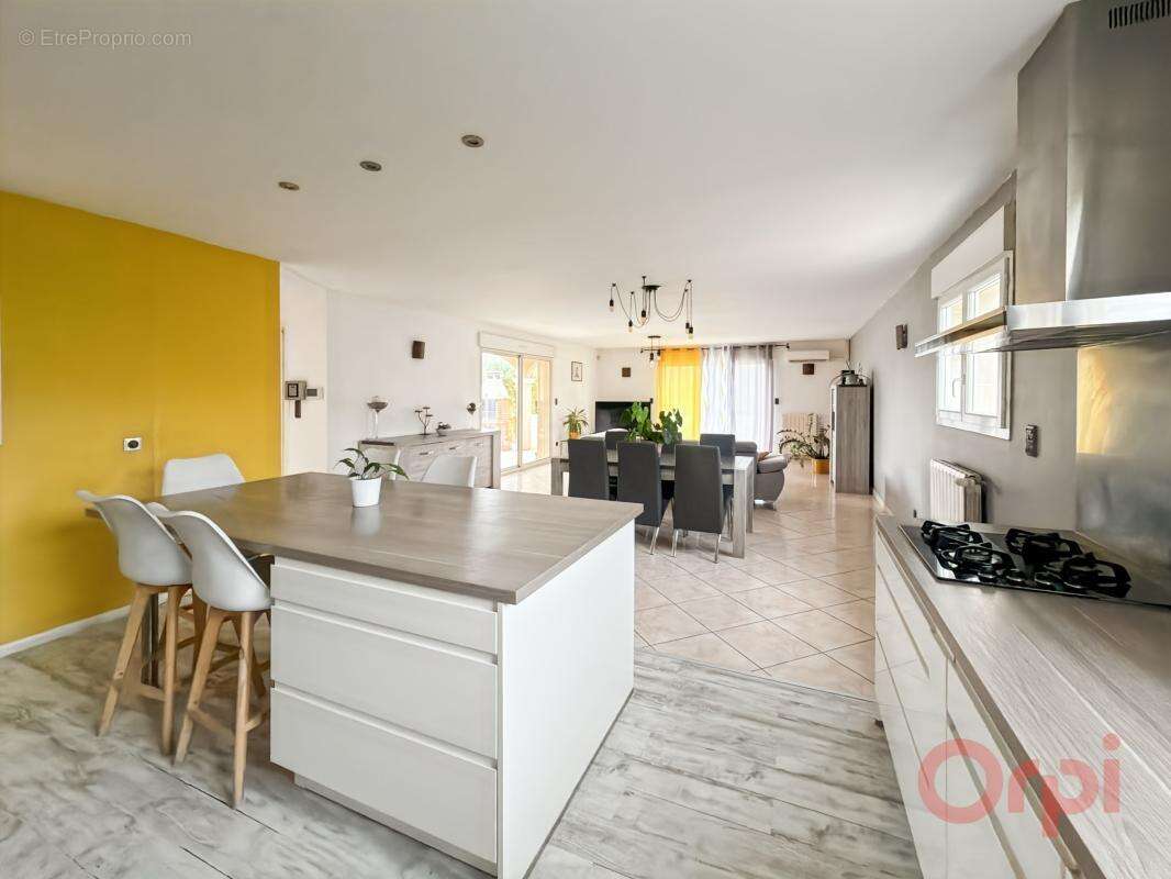 Vente villa à Marseillan avec piscine et très grand garage - photo 6
