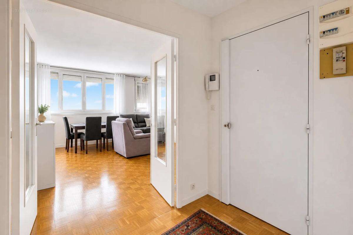 Appartement de 4 pièces de 87 m² à Lyon 3 - photo 5