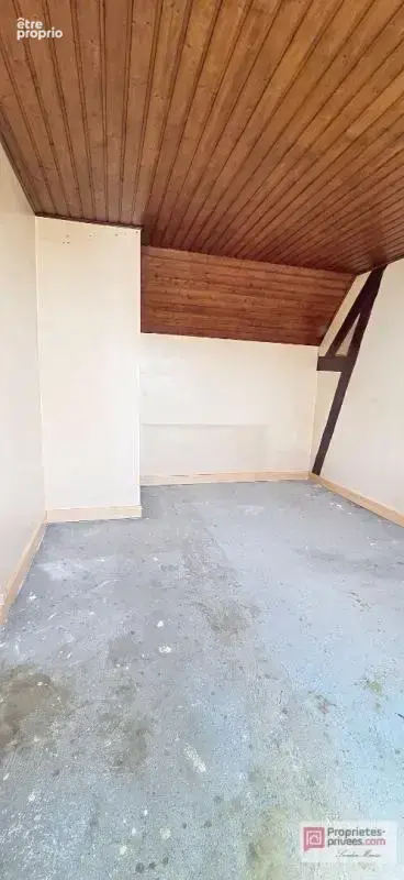 Maison de charme avec terrasse et beau potentiel - photo 13