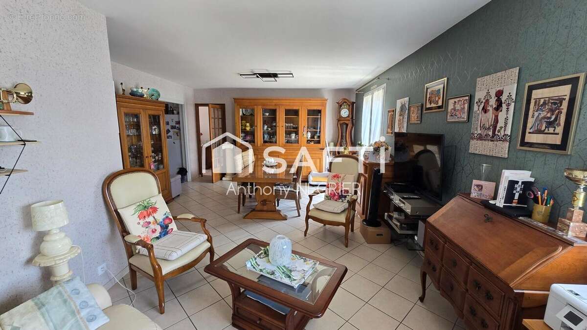 Maison 86 m² à Domfront  - photo 3