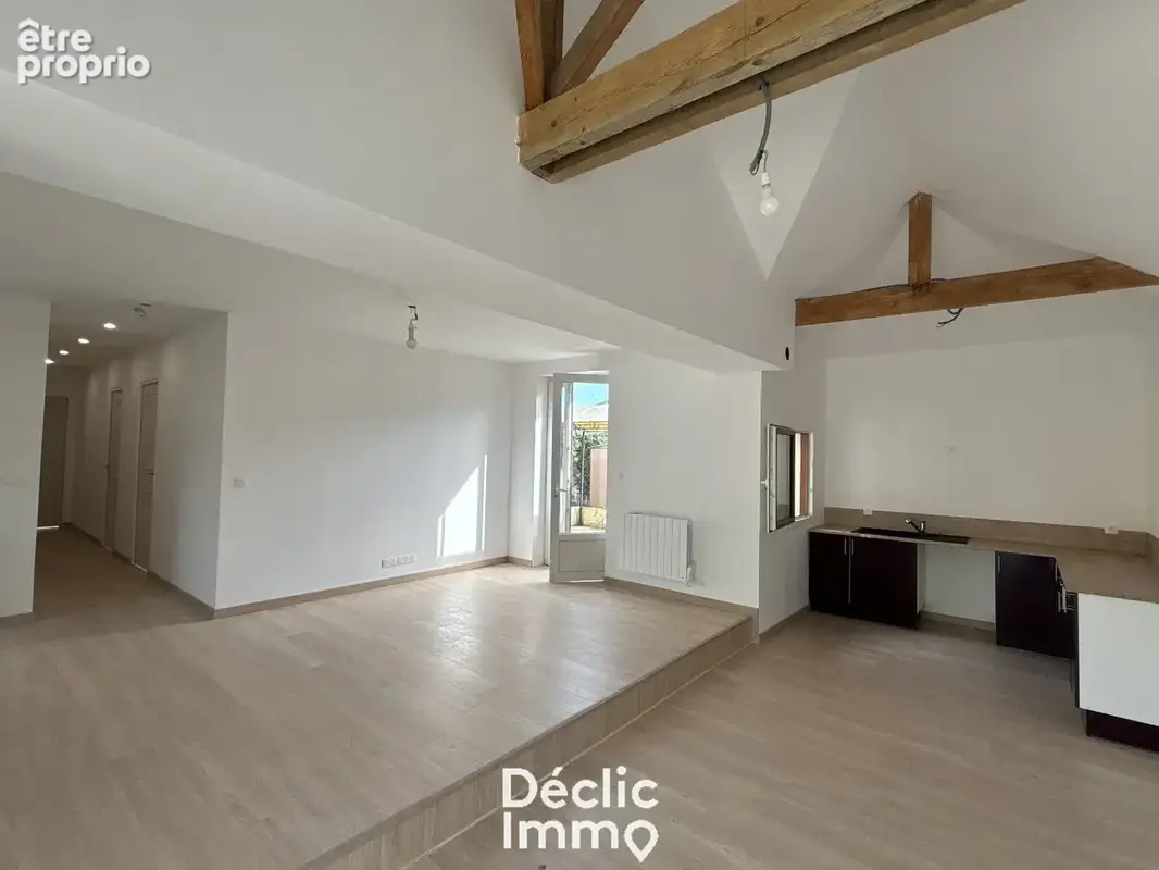 Maison individuelle de plain-pied de 102m² entièrement rénové - photo 3