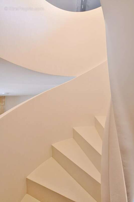Superbe appartement dans le centre d'Uzès avec jardin - photo 7