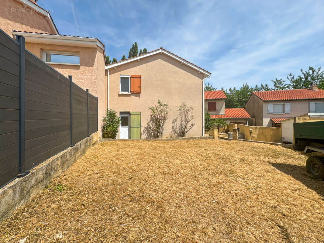 Maison à RILLIEUX-LA-PAPE
