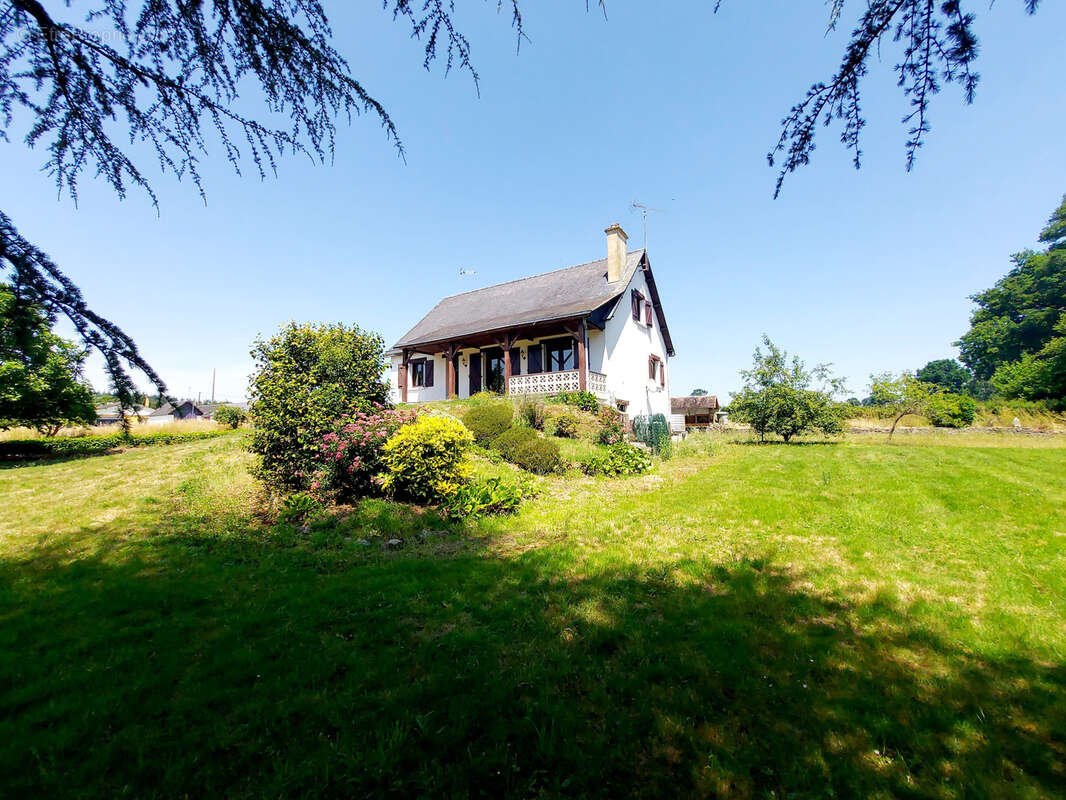 Maison à PORT-BRILLET