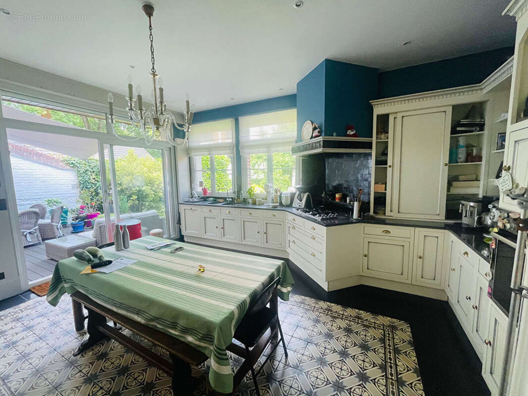 Maison  300 m2 - photo 15