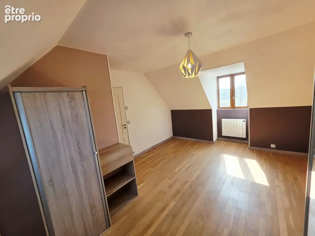  RARE À ÉGLY ! Maison familiale 6 pièces – 4 chambres, 55 m² de pièce de vie, jardin et sous-sol total - photo 14