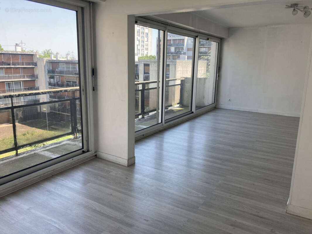 Photo 6 - Appartement à SARCELLES
