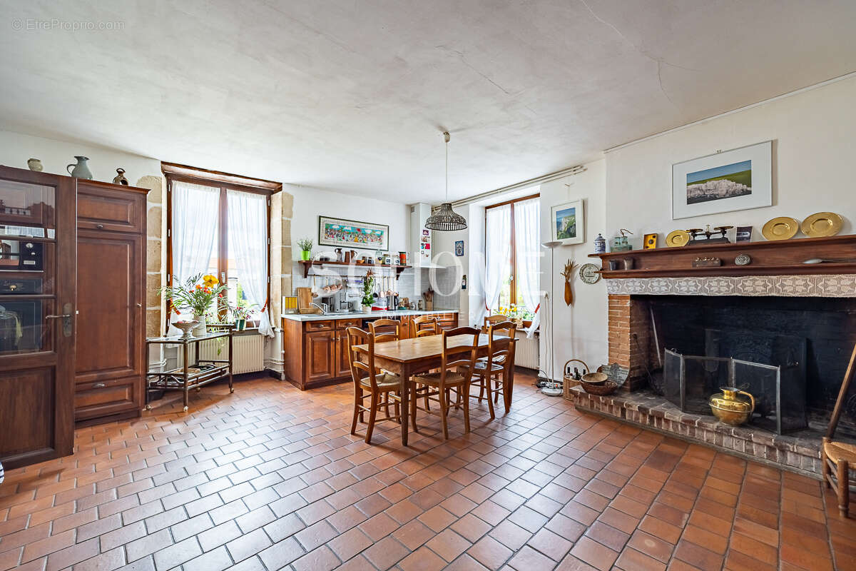 Maison à VILLERS-AUX-NOEUDS