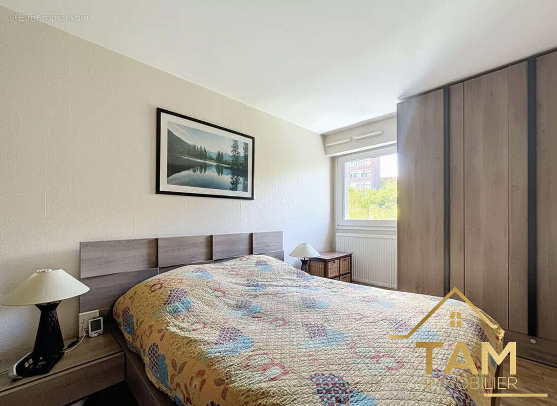 Appartement à SURESNES