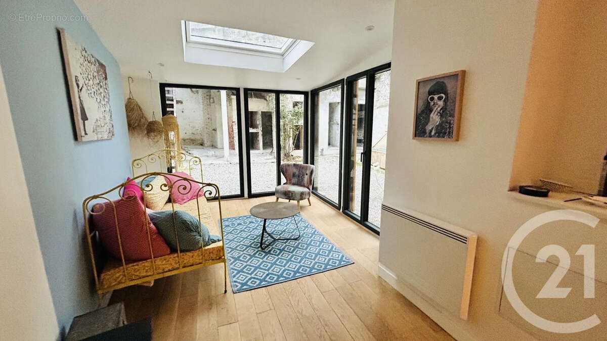 Maison à BONNIERES-SUR-SEINE