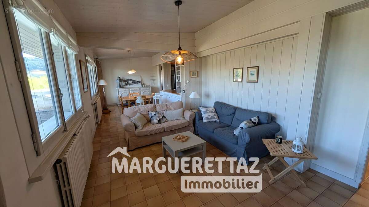 Maison à VIUZ-EN-SALLAZ